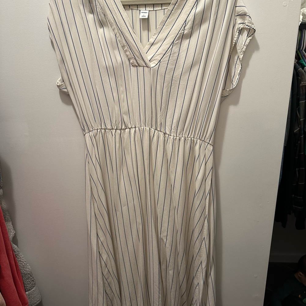 Old Navy Ivory and Navy Striped Midi Dress